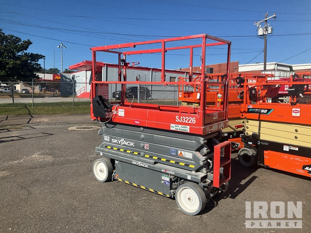 ELEVADOR TIJERA 2022 SKYJACK SJ3226