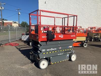 2022 Skyjack SJ4732 Electric Scissor Lift