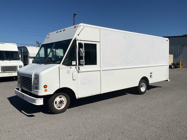 2006 Ford  4x2 Step Van