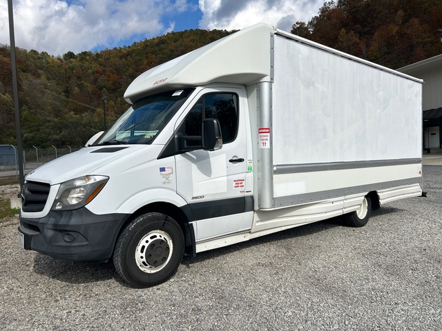 2015 Mercedes-Benz Sprinter 4x2 Van Truck