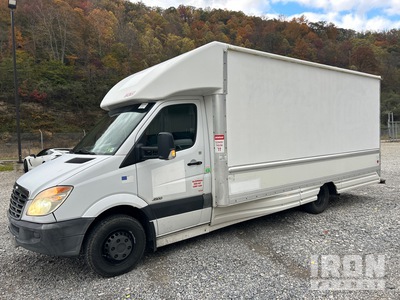 2013 Freightliner Sprinter 3500 4x2 Cargo van Van Truck