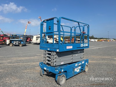 2017 Genie GS-3246 Electric Scissor Lift