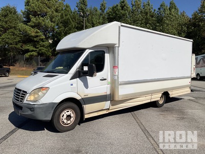 2013 Mercedes-Benz Sprinter 4x2 Furgoneta de carga
