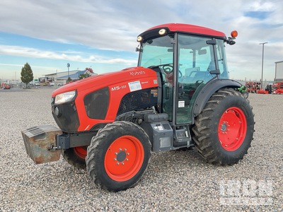 2022 Kubota M5N-111HDC12 4WD Tractor Agrícola