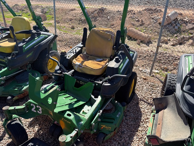 2017 John Deere Z920M Zero-Turn Lawn Mower