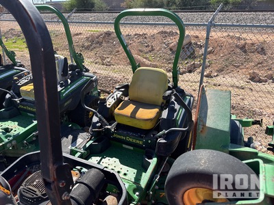 2017 John Deere Z920M Zero-Turn Lawn Mower