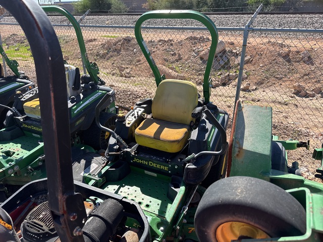 2017 John Deere Z920M Zero-Turn Lawn Mower
