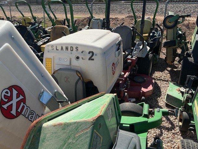 2020 Exmark Navigator Zero-Turn Lawn Mower