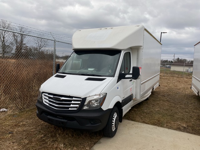 2014 Freightliner Sprinter 3500 Van Truck