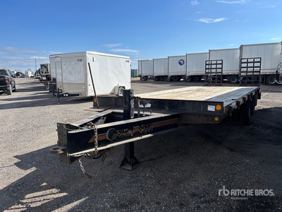 2017 Loadstar 25 ft T/A Equipment Trailer