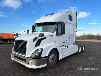 2013 Volvo VNL 6x4 Tracteur routier couchette