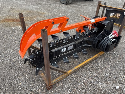 2025 GIYI GY-X39F 36 in Mini Skid Steer Trencher (Unused)