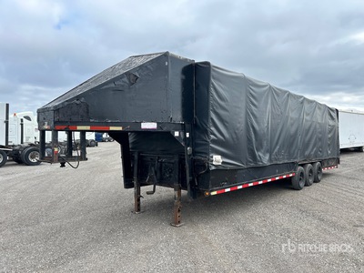 2002 Arbor Welding 30 ft Tri/A Gooseneck Curtain Side Equipment Trailer