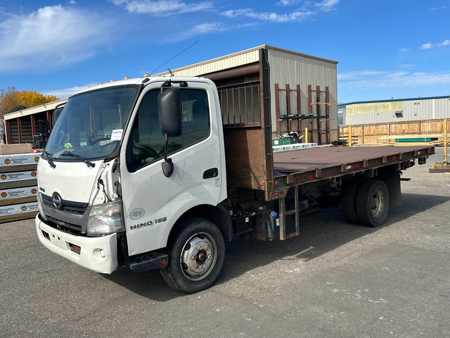 2015 Hino 195 4x2 Flatbed Dump Truck 2015 Hino 195 4x2 Flatbed Dump Truck