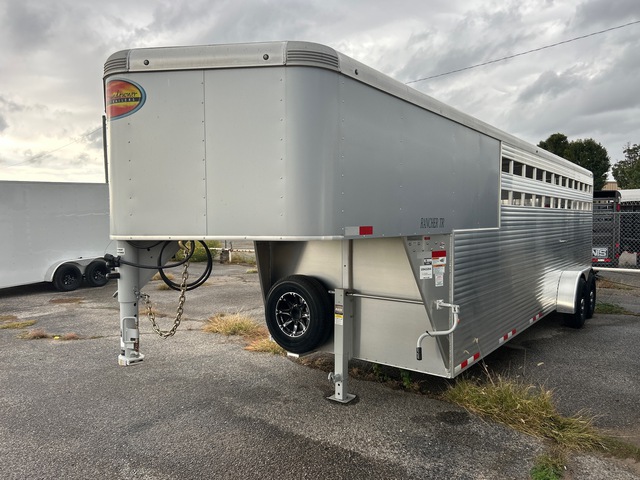 2024 Sundowner 23 ft T/A Livestock Trailer (Unused) 2024 Sundowner 23 ft T/A Livestock Trailer (Unused)