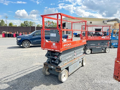 2018 Skyjack SJ III 3226 Electric Scissor Lift