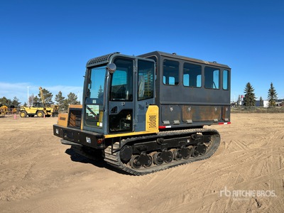 2014 Morooka MST-800VD Raupen Transporter
