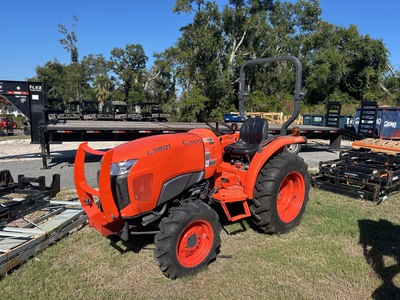 Kubota L3901 HST 4WD Utility Tractor
