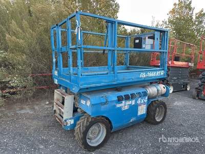 2006 Genie GS2668RT 4x4 Dual Fuel Plateforme élévatrice à ciseaux