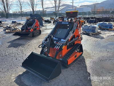 2025 SDLOOL SL36C Mini Skid Steer Loader (Unused)