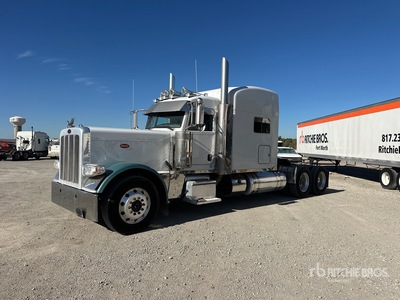 2014 Peterbilt 389 6x4 389 T/A Sleeper Truck Tractor