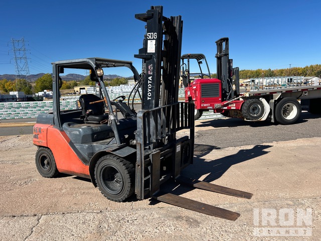 MONTACARGAS 2015 TOYOTA 8FD40U