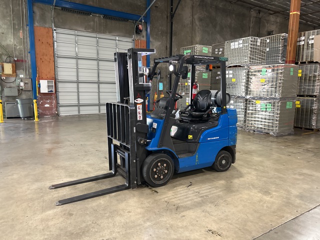 Mitsubishi FGC25N4 FL 4750 lb Cushion Tire Forklift