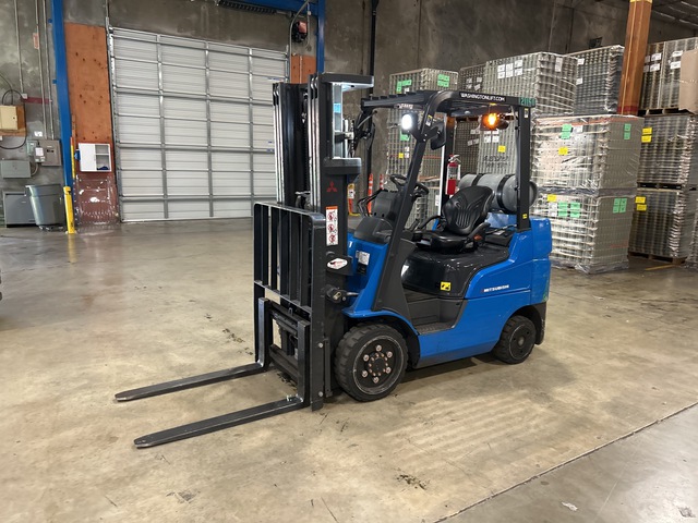 Mitsubishi FGC25N-FL 4750 lb Cushion Tire Forklift