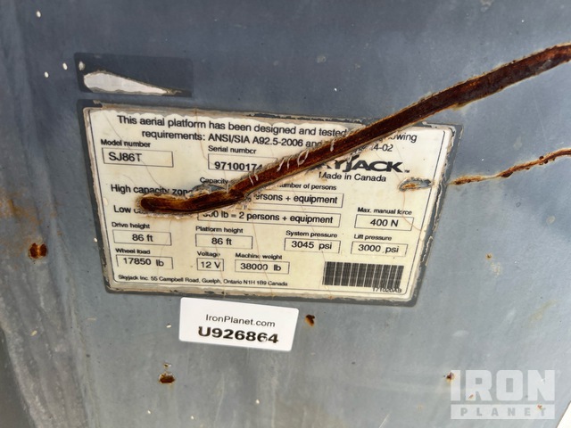 ELEVADOR TELESCóPICO 2016 SKYJACK 4WD SJ86T