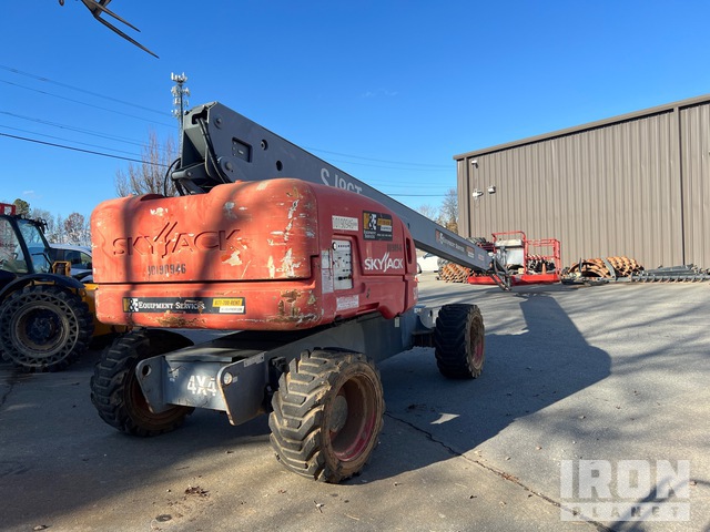 ELEVADOR TELESCóPICO 2016 SKYJACK 4WD SJ86T