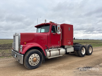 International 6x4 T/A Sleeper Truck Tractor