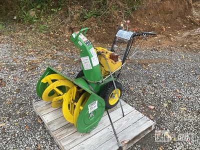 John Deere 1032 Snowblower