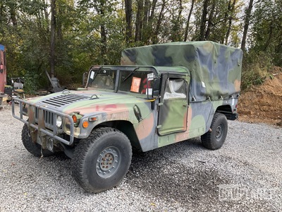 2004 AM General M1097A2 HMMWV 2 Door Soft Top w/Truck Body