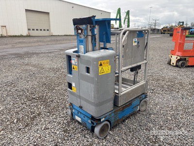2013 Genie GR-12 Vertical Mast Lift