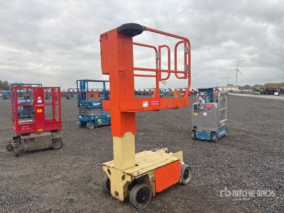 2015 JLG 1230ES Vertikaler Mastlift