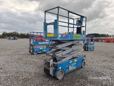 Genie GS2032 Electric Scissor Lift