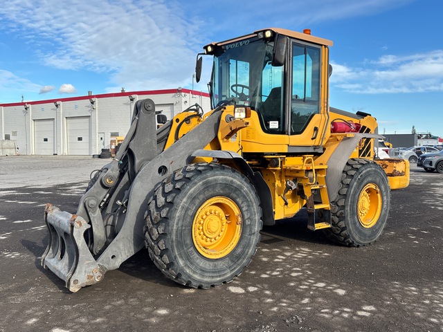 2009 Volvo L90F Wheel Loader 2009 Volvo L90F Wheel Loader