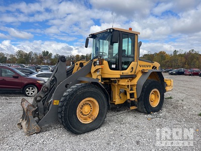 2010 Volvo L90F Pala gommata