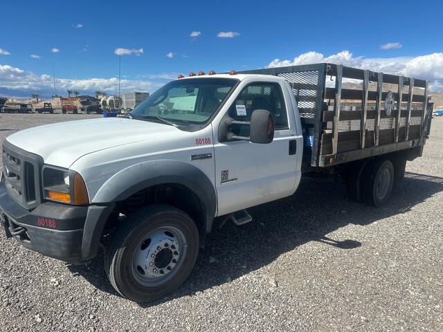 2006 Ford F-450 XL 4x2 Flatbed Truck (Inoperable) 2006 Ford F-450 XL 4x2 Flatbed Truck (Inoperable)