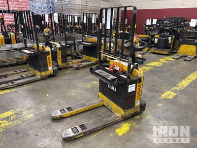 2015 YALE MPB040-EN24T2736 Pallet Jack
