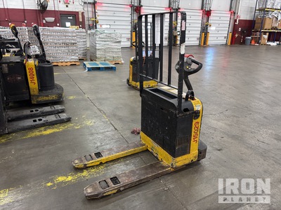 2015 YALE MPB040-EN24T2736 Pallet Jack