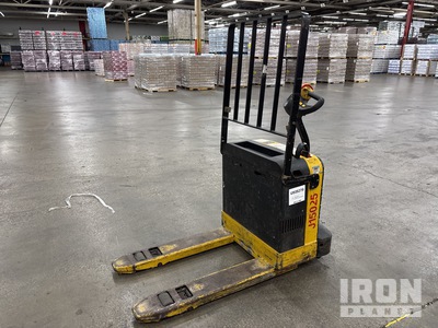 2015 YALE MPB040-EN24T2736 Pallet Jack
