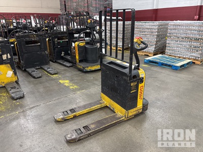 2015 YALE MPB040-EN24T2736 Pallet Jack