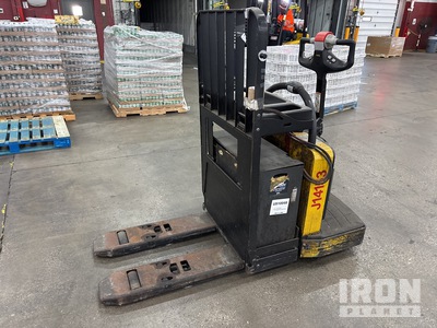 2014 YALE MPE060LFN24T2736 Pallet Jack
