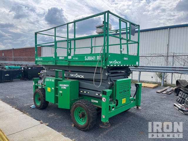 ELEVADOR TIJERA 2017 SKYJACK SJ8841RT