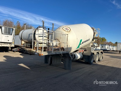 2003 Trail King B333A Mixer Trailer