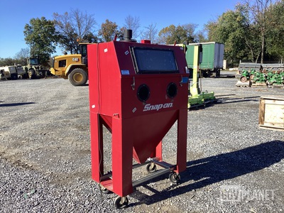 Snap-On Abrasive Blast Cabinet