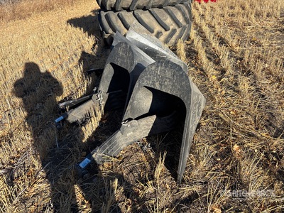 Quantity of (4) E-Kay Crop Divder