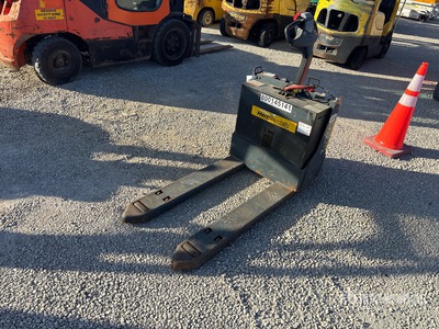 2017 Toyota 8HBW23 4500 lb Electric Pallet Jack