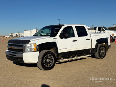 2009 Chevrolet Silverado 1500 4x4 Crew Cab Pickup